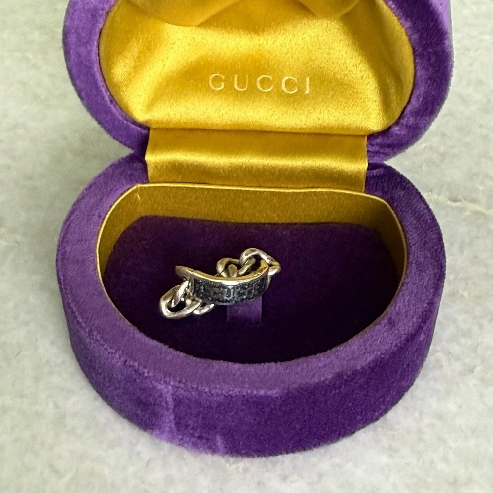 Gucci 678711 Unisex Sterling‎ Silver Chain Ring with Black plaque, SZ 18